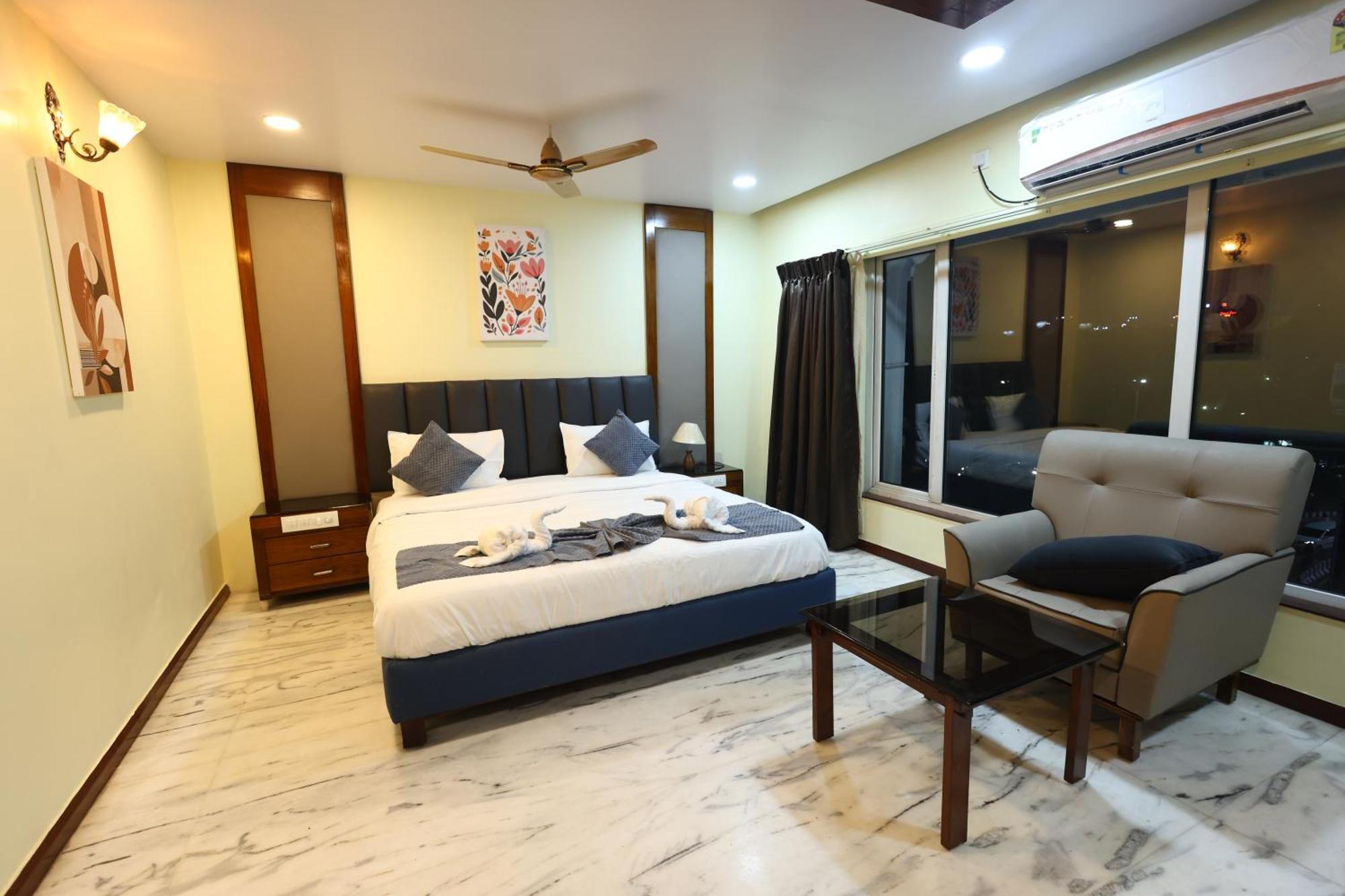 Lj Dadi'S Grand Hotel Visakhapatnam Eksteriør billede